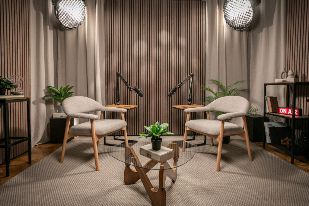 Creative Space Studio 16